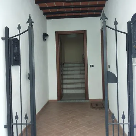 康特卡拉梅里公寓