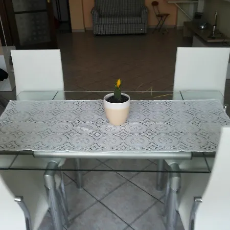 Conte Caramelli Appartamento Montelupo Albese